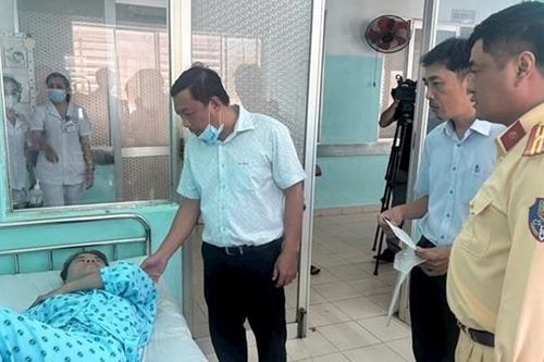 Khẩn trương khắc phục hậu quả TNGT trên cao tốc Vĩnh Hảo – Phan Thiết
