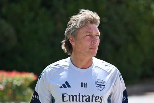 Cựu danh thủ Man United gia nhập Arsenal
