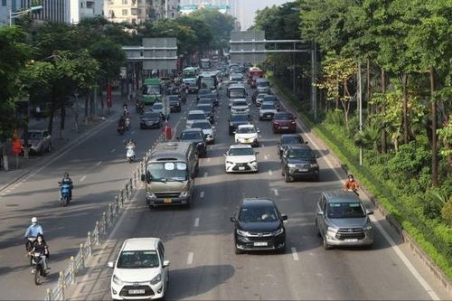 Ngày đầu chính thức phân làn trên tuyến Võ Chí Công
