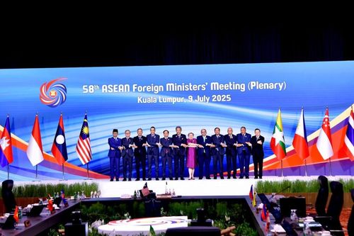 ASEAN duy trì tăng trưởng kinh tế, thúc đẩy hợp tác vì người dân