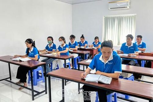 Đẩy mạnh đào tạo, đưa người lao động đi nước ngoài làm việc