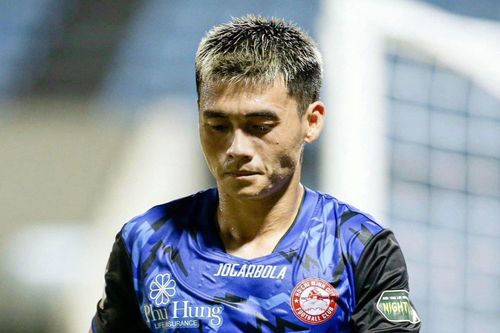 Đội TP.HCM chưa đổi tên đã mất ngay ngôi sao từng đi làm phụ bếp
