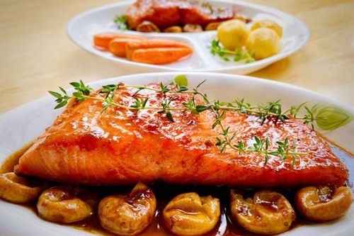 Loại quả được xem 'vua trái cây ngày hè', kết hợp với cá tạo thành món siêu ngon