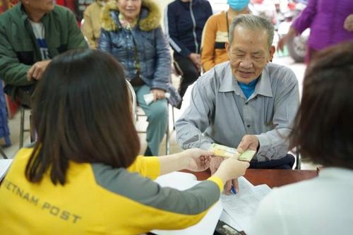 Cách tính lương hưu hàng tháng mới nhất với người lao động