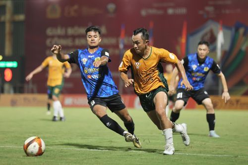 Đội CAND Việt Nam II thắng đậm Australia 10-3