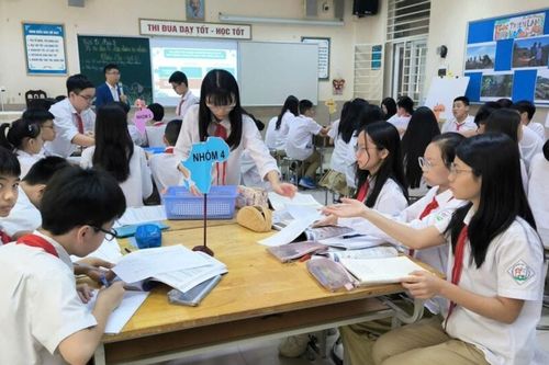 Tự học nhưng vẫn đạt thủ khoa vào lớp 10 ở Hà Nội