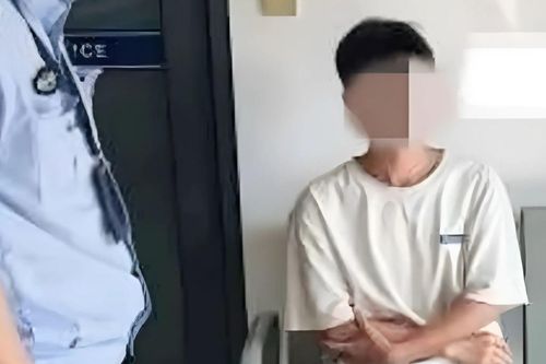 100 cảnh sát tìm kiếm chàng trai thất tình ở Trung Quốc