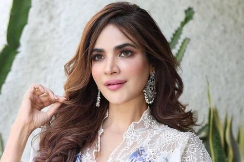 Thi thể diễn viên Pakistan bị phát hiện phân hủy nặng