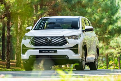 Ai thống trị thị trường xe hybrid Việt nửa đầu năm?