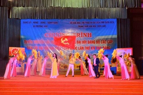 Đặc sắc chương trình tuyên truyền chào mừng Đại hội Đảng các cấp ở Mường Ảng