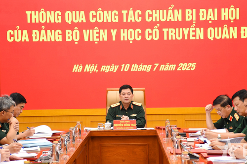 Trung tướng Nguyễn Hồng Thái chủ trì thông qua công tác chuẩn bị đại hội của các đảng bộ
