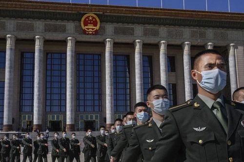 Trung Quốc: Ba công chức dính bẫy gián điệp vì ham cá độ, vướng 'lưới tình'