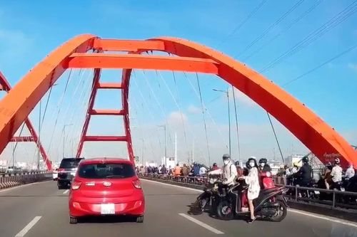 Phó giám đốc Công an TPHCM: 'Không khoan nhượng vi phạm giao thông'