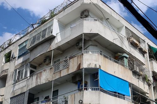 Cư xá Độc Lập khẩn trương tháo dỡ 'chuồng cọp' sau vụ cháy khiến 8 người tử vong