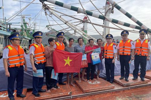 Vùng Cảnh sát biển 3 phát huy thế trận lòng dân trên biển qua các phong trào dân vận
