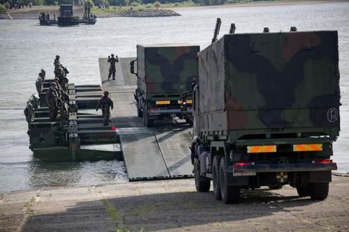 EU cho phép 15 nước thành viên 'phạm luật' để tăng chi tiêu quốc phòng