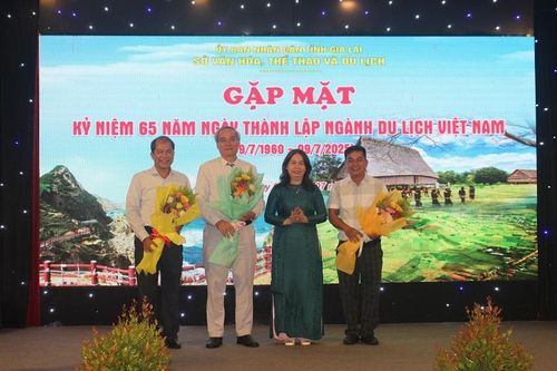 Du lịch Gia Lai: Buôn đã có bạn, bán đã có phường