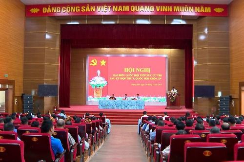 Đoàn Đại biểu Quốc hội tỉnh tiếp xúc cử tri xã Phong Thổ