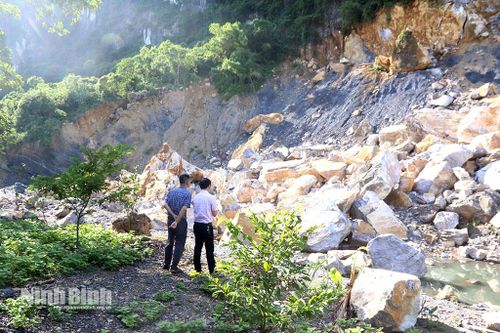 Chủ động khoanh vùng, xử lý sự cố sạt lở núi đá tại phường Tam Chúc