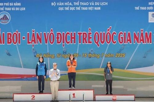 Kình ngư trẻ Phú Thọ giành 'mưa Vàng' tại Giải Bơi - Lặn trẻ Vô địch Quốc gia