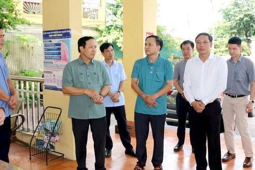 Phó Chủ tịch UBND tỉnh Nguyễn Văn Toàn làm việc tại xã Cao Dương