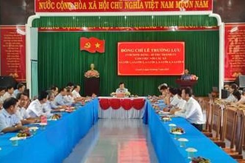 Tháo gỡ khó khăn bước đầu vận hành chính quyền địa phương 2 cấp