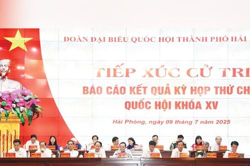 Trưởng Ban Chính sách, chiến lược Trung ương Trần Lưu Quang tiếp xúc cử tri thành phố Hải Phòng:Đoàn kết - Minh bạch - Đồng hành - Đồng thuận