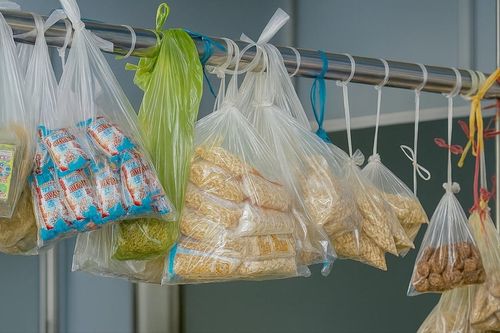 Không sử dụng túi nilon, hộp nhựa xốp ở chợ từ 1/1/2028