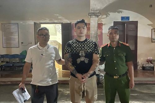 Bắt đối tượng truy nã nguy hiểm