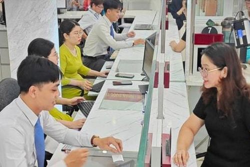 TP Hồ Chí Minh xử lý gần 80.000 hồ sơ hành chính sau hợp nhất