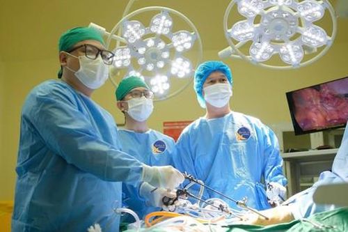Người đàn ông 33 tuổi phải cắt bỏ thực quản vì làm 1 việc sai lầm này trong lúc say rượu