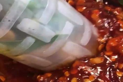 Cách làm chả cá cuốn rau răm lạ miệng, cực ngon và đơn giản tại nhà