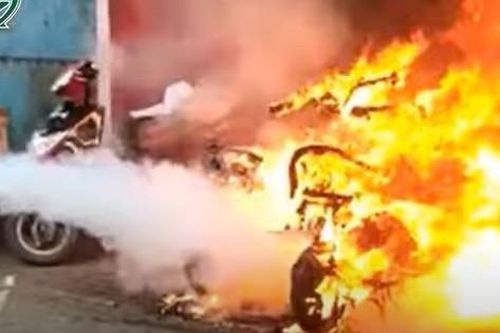 Công an bắt khẩn gã chồng tàn ác nghi cài mìn kích nổ xe máy khiến vợ nguy kịch