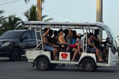 Hướng đi nào cho xe điện 4 bánh chở khách du lịch tại Quảng Trị?