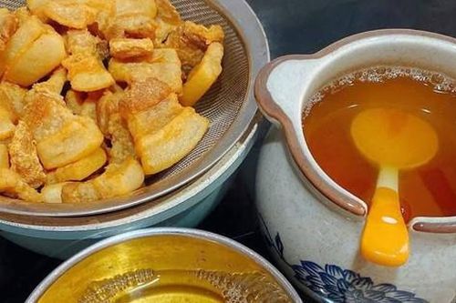 Mỡ lợn 'lên ngôi': Người dùng cần biết điều này