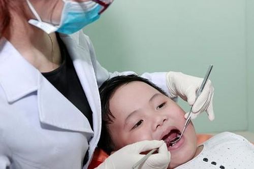 Bảo vệ những chiếc răng sữa xinh xắn: Tip bỏ túi cho phụ huynh