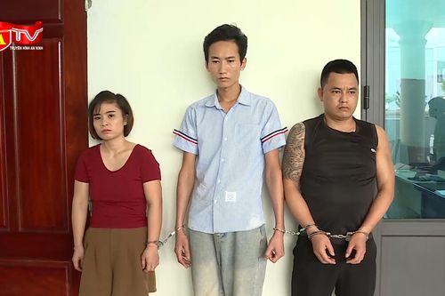 Đột kích cửa hàng điện thoại lúc rạng sáng, phát hiện tụ điểm ma túy