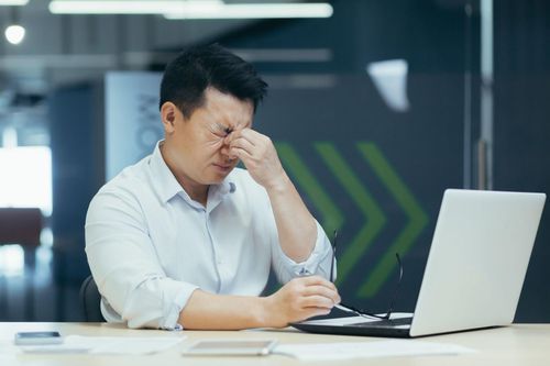 Những lý do không ngờ khiến bạn bị mỏi mắt
