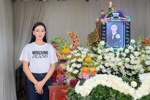 Sao Việt tiễn biệt người mẫu Nam Phong