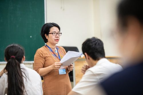 Sẽ xếp lại bảng lương chức danh nhà giáo