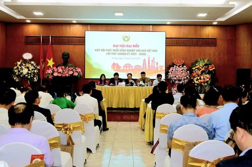 NSND Vương Duy Biên 'có thêm' chức mới