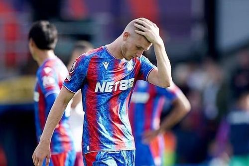 Crystal Palace bị UEFA tước suất dự Europa League, Nottingham Forest hưởng lợi