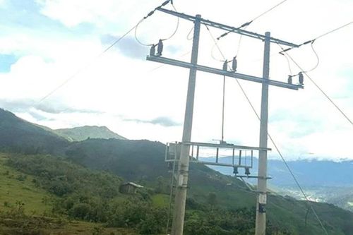 Lào Cai: Một người bị điện cao thế giật do trèo lên cột điện 35kV