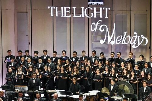 Hòa nhạc đặc biệt 'Thanh âm ánh sáng'