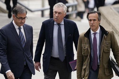 Ancelotti bị kết án 1 năm tù