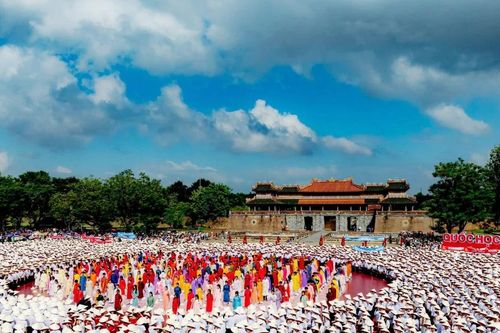 Xây dựng Huế thành trung tâm lớn cả nước về giáo dục và đào tạo chất lượng cao