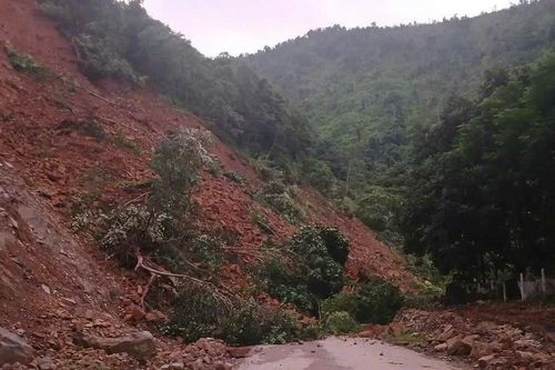 Sơn La công bố tình huống khẩn cấp do mưa lũ gây sạt lở nghiêm trọng