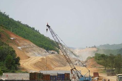 Phó Thủ tướng Lê Thành Long: 'Thi công '3 ca, 4 kíp', quyết đưa 4 dự án đường cao tốc về đích đúng hẹn'