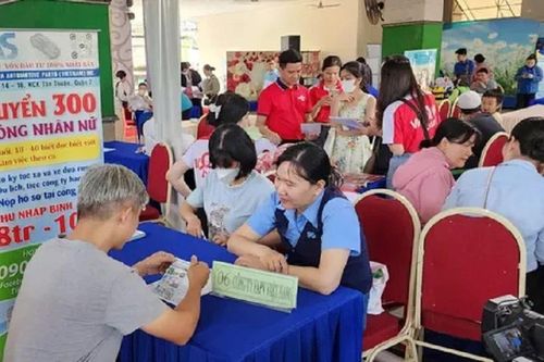 Sau sắp xếp, TPHCM tăng hỗ trợ người lao động