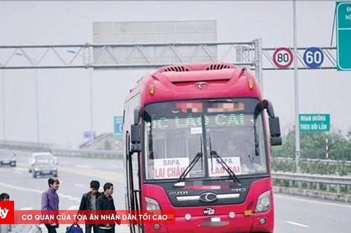 Hiểm họa khôn lường từ hành vi đón, trả khách trên cao tốc